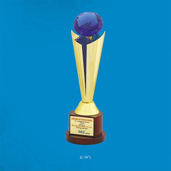 Memento Trophy 3877 Manufacturers, Suppliers in Delhi