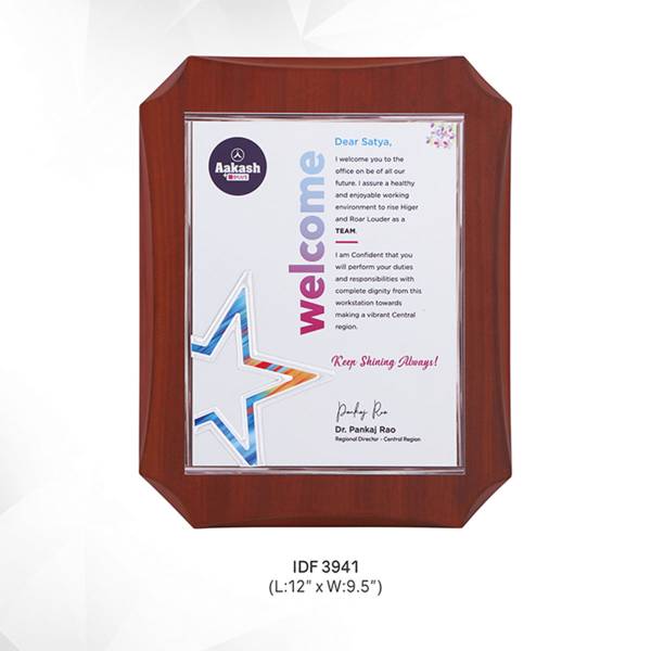 Memento Trophy 3941 Manufacturers, Suppliers in Noida